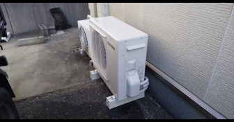 長崎県西彼杵郡長与町で東芝「HWH-B466L」を設置～角型電気温水器からエコキュートに交換～＜エコキュート交換工事例＞