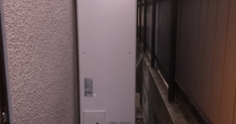【エコキュート交大阪府高槻市で三菱「SRT-W375Z」を設置～タンクとヒートポンプの離隔距離を修正～＜エコキュート交換工事例＞換工事施工例】大阪府高槻市～タンクとヒートポンプの離隔距離を修正＆三菱「SRT-W375Z」を設置～